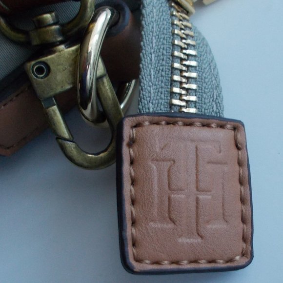 NWOT Tommy Hilfiger Satchel Bag - Picture 8 of 12